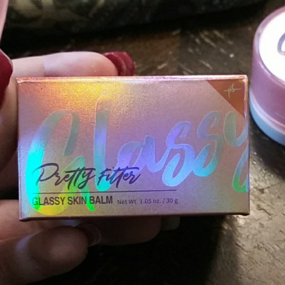 Touch in sol pretty filter glassy skin balm